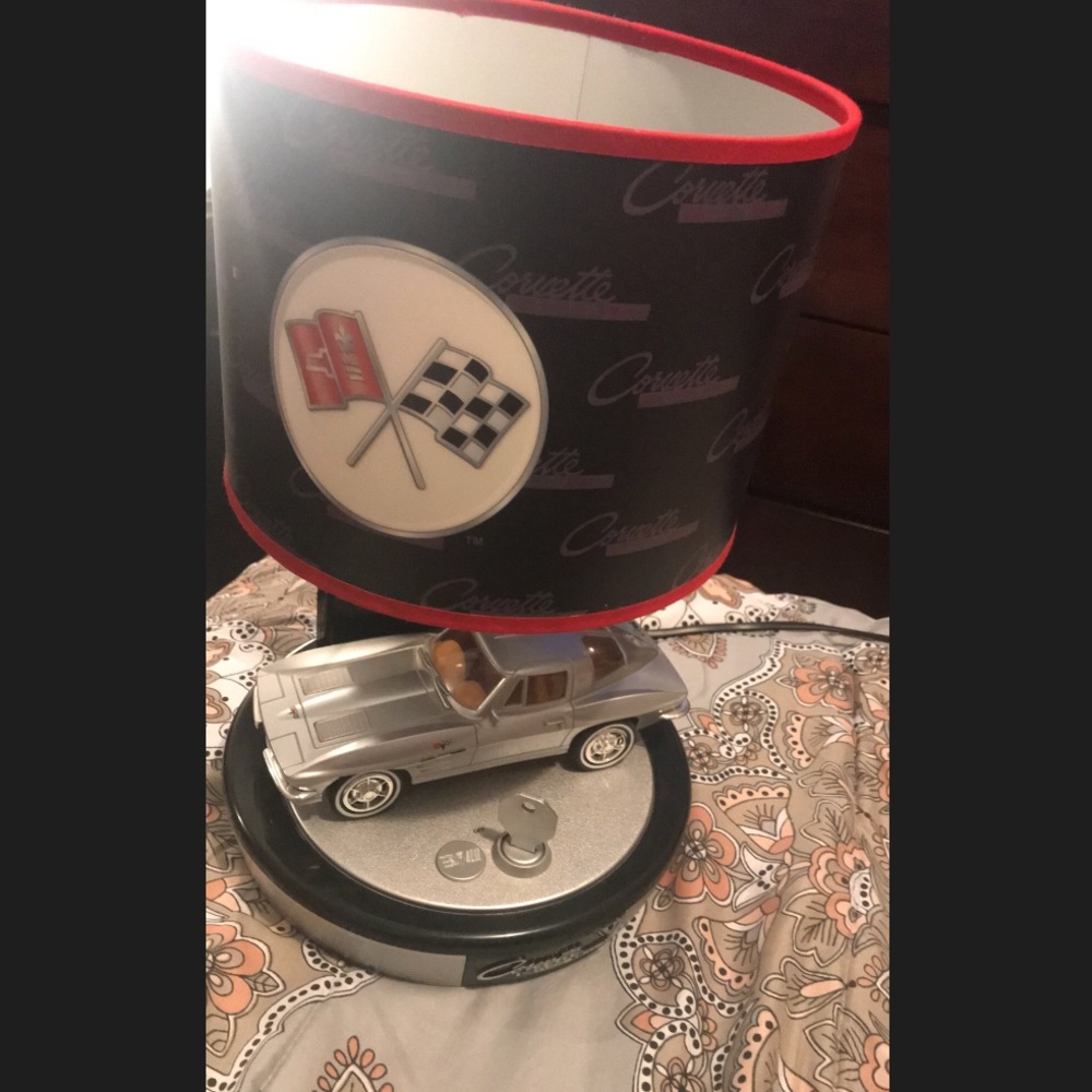 Collectible corvette lamp